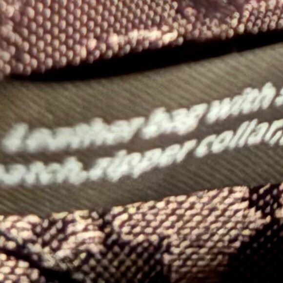 💎💎LUXURY LISTING: KARL LAGERFELD TWO WAY TOTE - Picture 9 of 11